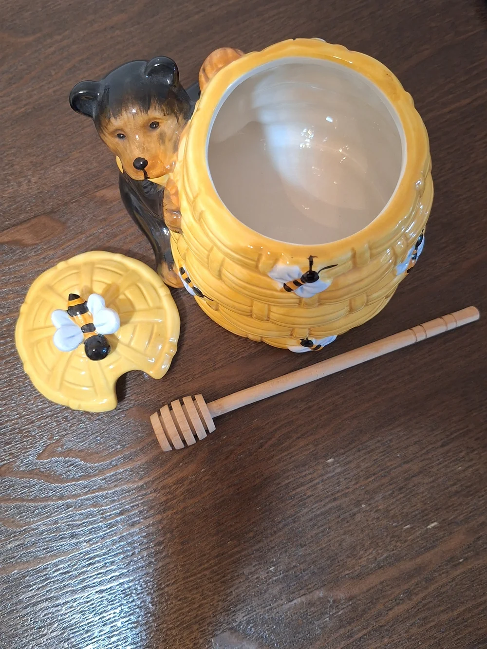 Cracker Barrel Honey Jar with Wooden Dipper - Yellow 4.5